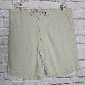 Gap Men's 55% Linen,  4 Pocket Flat front, Drawstring Waist Shorts Size …